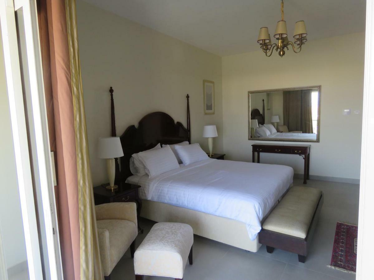 Holiday Home 3 Bedroom Seaview Ras al-Khaimah Exterior foto